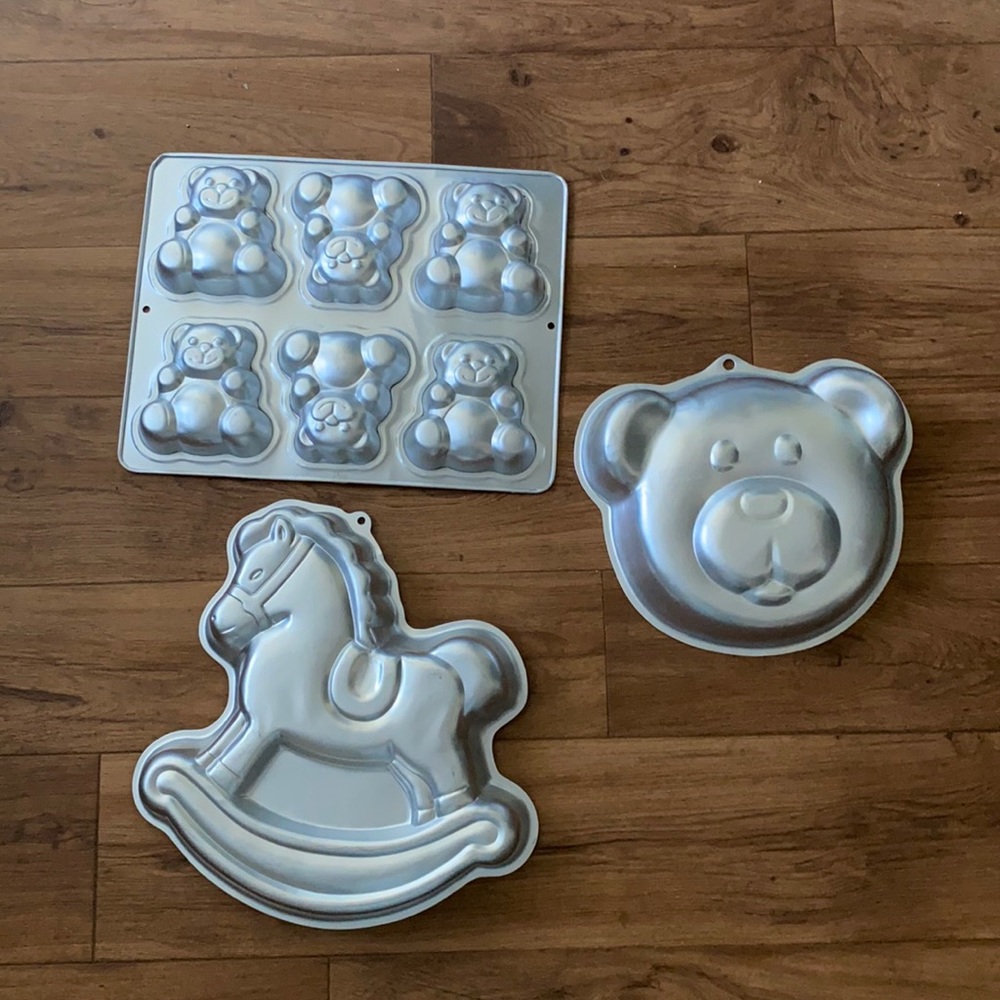 Wilton Kids Baby Theme Cake Pan Set /3
